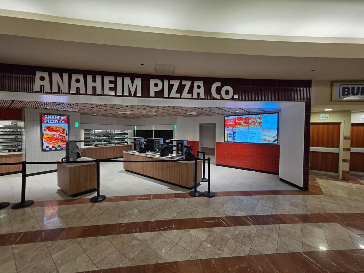 Punto de venta terminado de Anaheim Pizza Co.